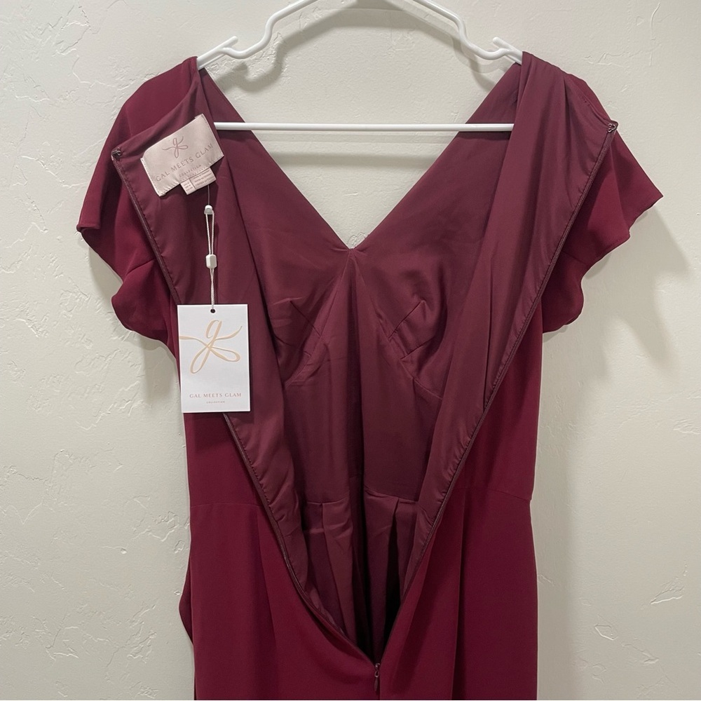 NWT Gal Meets Glam Women's 4 Maroon Delaney Crossover Wrap Jumpsuit Pantsuit - Picture 12 of 16